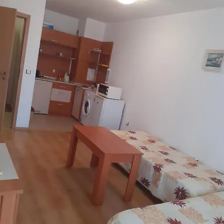 Комплекс Полюси Слънчев Бряг Apartment
