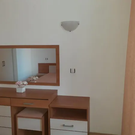Apartment Комплекс Полюси Слънчев Бряг